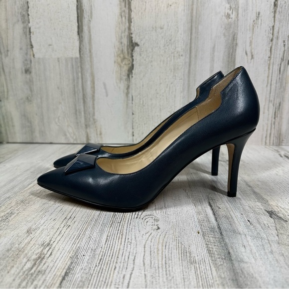 Charly Amar =Black Leather Pointed Toe Pumps with Geometric Bow Detail #801 - Picture 1 of 12